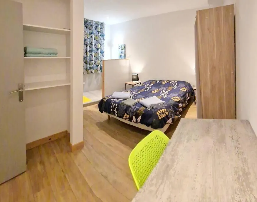 Appartement Independant. Beaumont-de-Lomagne 0*,