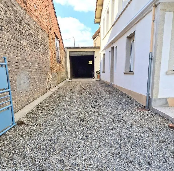 Apartmán Appartement Independant. Beaumont-de-Lomagne